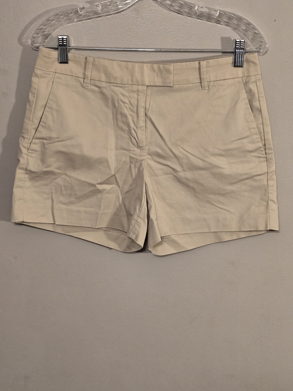 Ann Taylor Cream Tailored Bermuda Shorts
